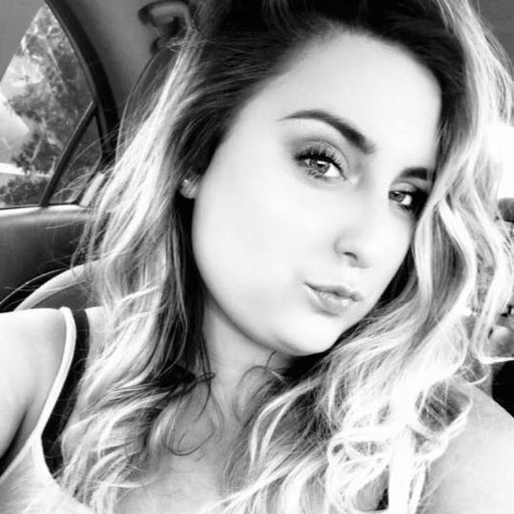 Meet your Posher, Hannah